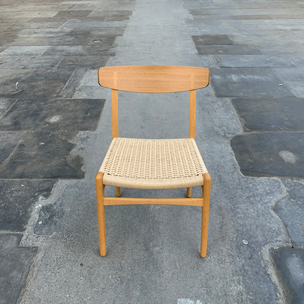 CH23 Dining Chair - walnut - des Hans J. Wegner, (made by Carl Hansen & Son)