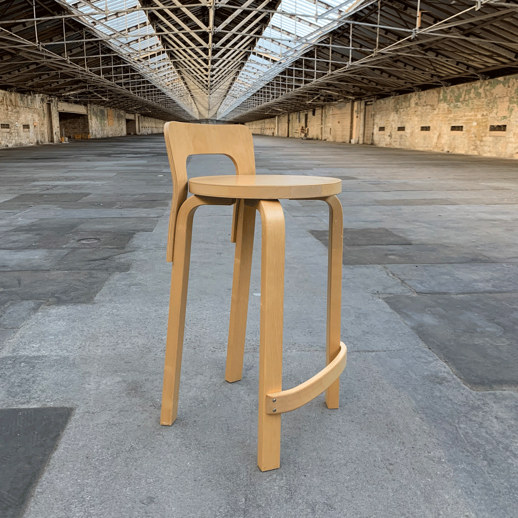 K65 High Chair des Alvar Aalto, 1935 (made by Artek)