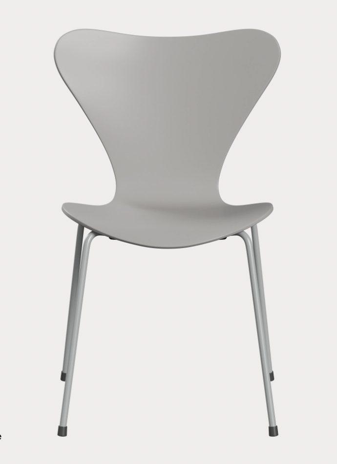 Series 7 Chair des. Arne Jacobsen, 1955 - Nine Grey Laquered / Nine Grey Base - made by Fritz Hansen