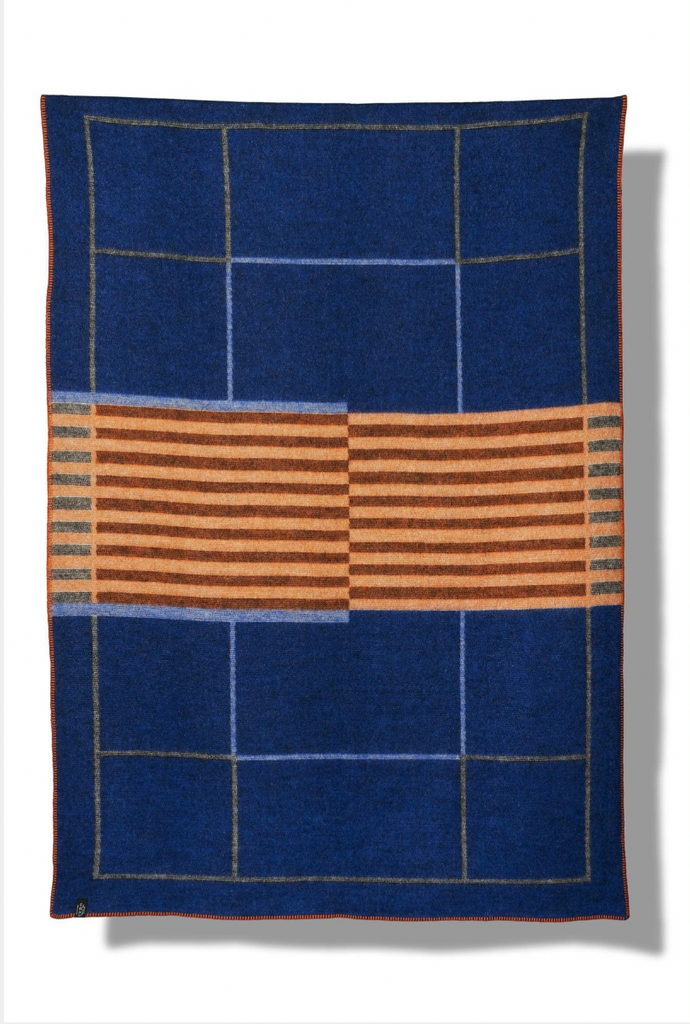 Echo wool blanket / throw des. Senem Oezdogan for ZigZagZurich