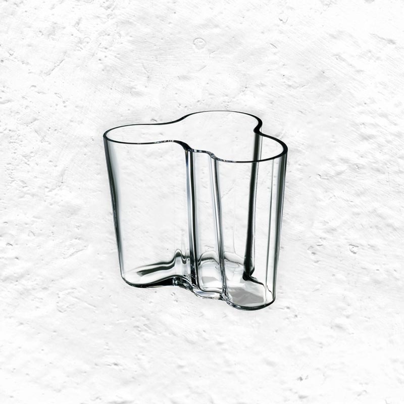 Aalto Vase Clear - 95mm - des. Alvar Aalto, made by Iittala