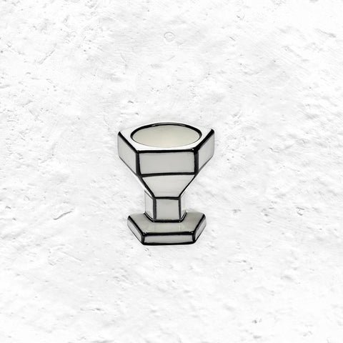 Carte Blanche Egg Cup, des. Annebet Philips for Serax