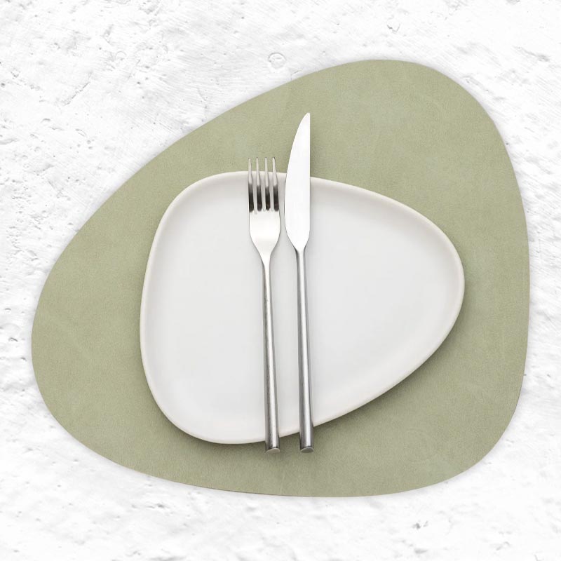 Curve placemat by LindDNA - Olive Green