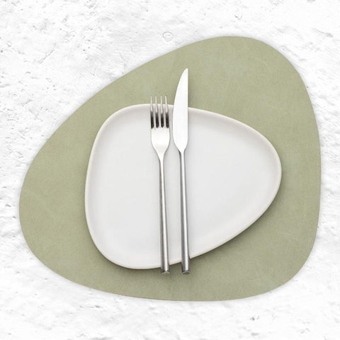 Curve placemat by LindDNA - Olive Green