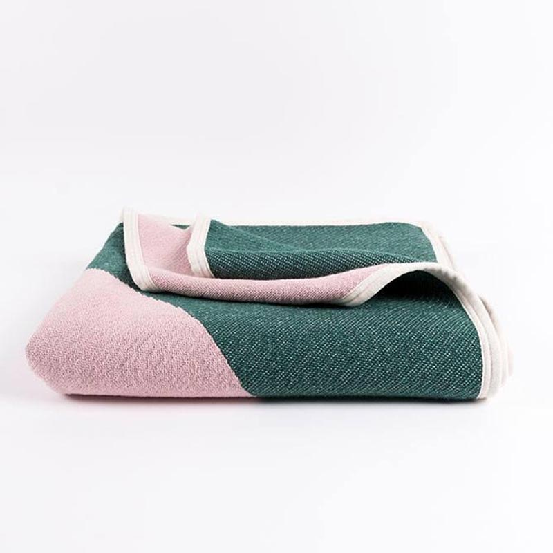 Fuji cotton throw des. Michele Rondelli for ZigZagZurich Salts Mill Shop