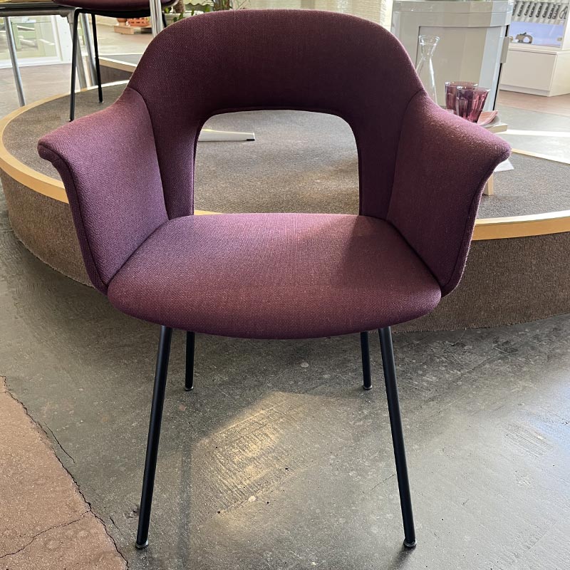 Layout 214 - fully upholstered dining armchair - Fiord 591 - black 4 leg base - des. Julien Renault (made by HAY)