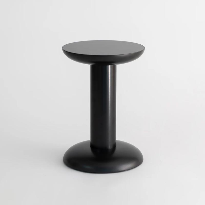 Thing Table - Black - des. George Sowden for raawii