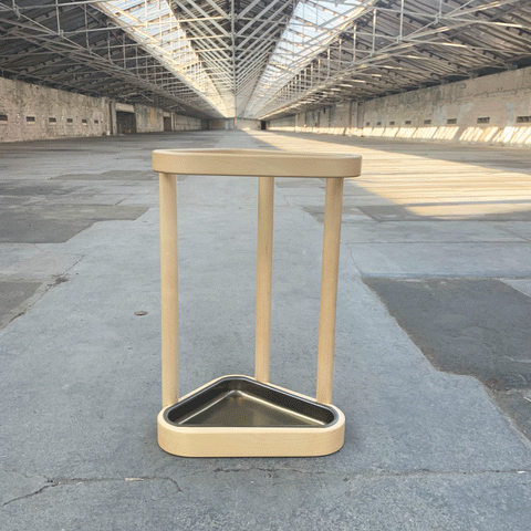 Umbrella Stand 115 des Alvar Aalto, 1936 (made by Artek)