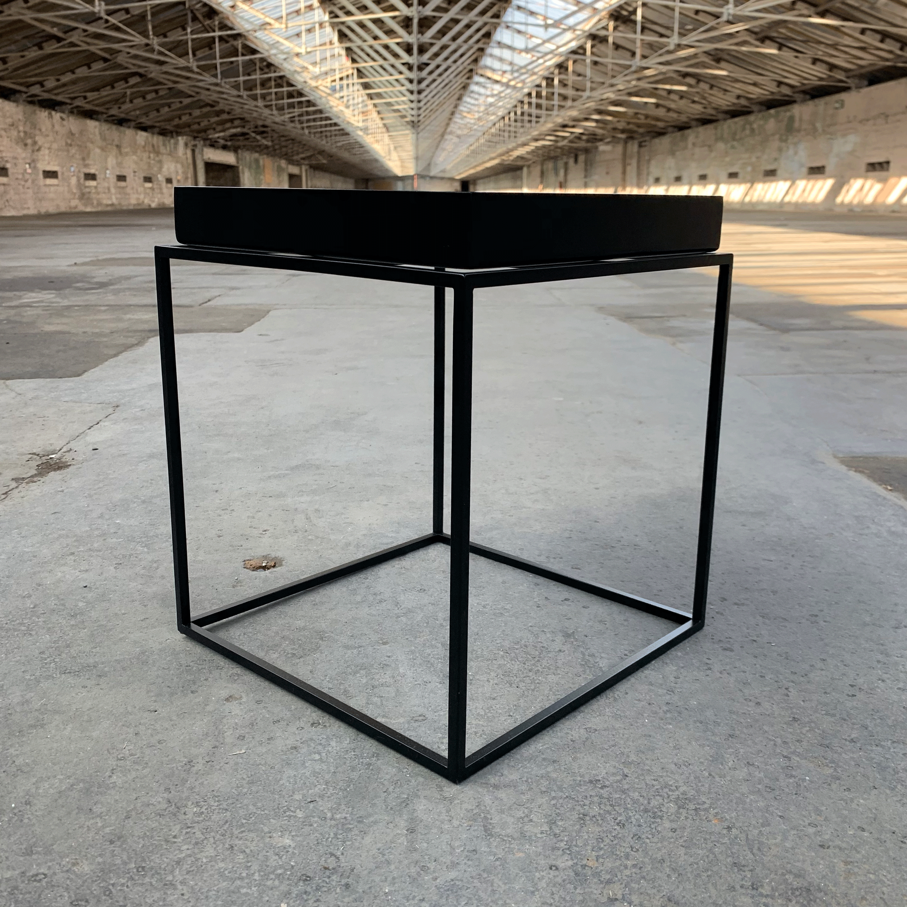 Big online metal tray