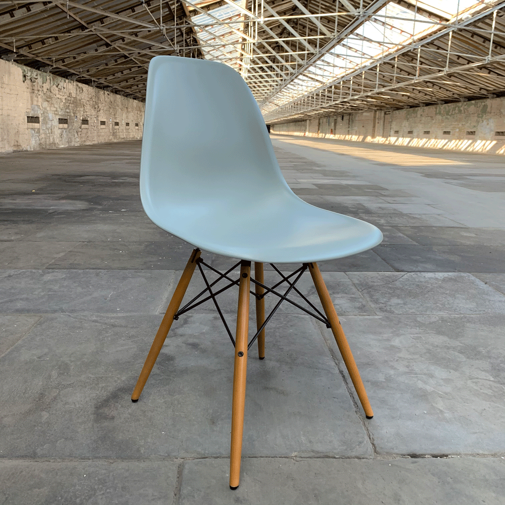 Dsw style plastic dining chair deals