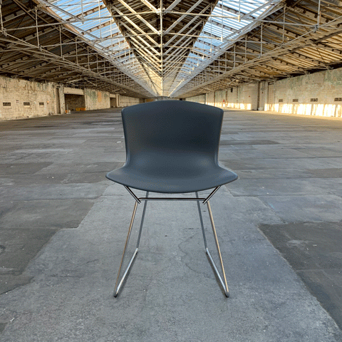 Bertoia Plastic Side Chair des. Harry Bertoia, 1956 - grey shell / chrome base (made by Knoll)
