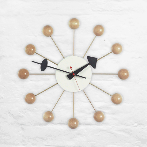 Ball Clock - natural beech - des. George Nelson, 1948 - 1960 (made by Vitra)