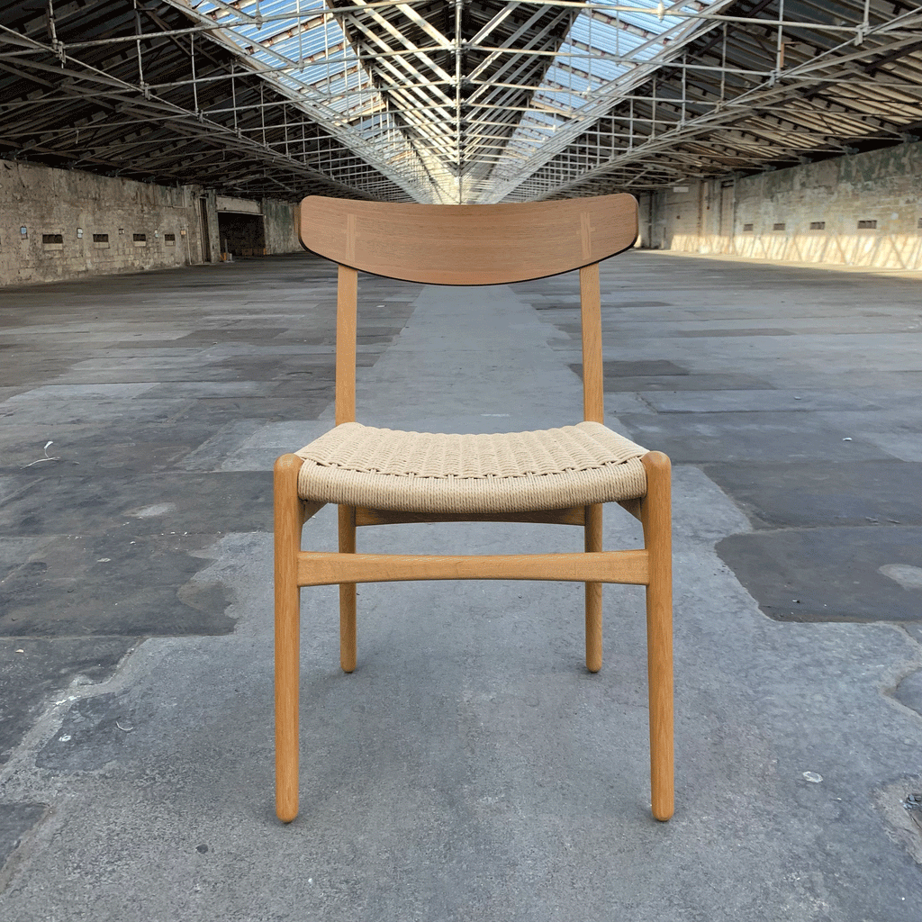 CH23 Dining Chair - walnut - des Hans J. Wegner, (made by Carl Hansen & Son)