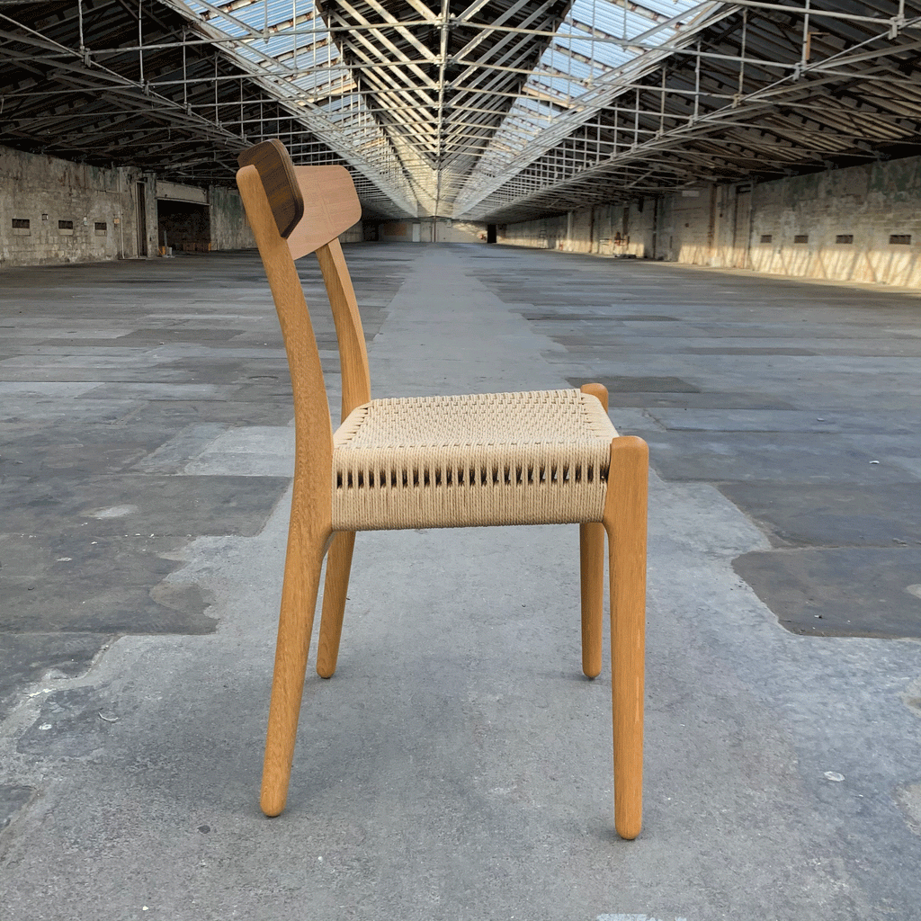 CH23 Dining Chair walnut des Hans J. Wegner made by Carl Hansen Son Salts Mill Shop