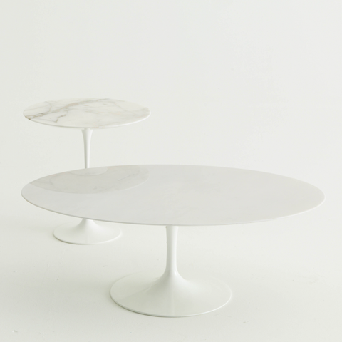 Saarinen Tulip Low Oval Side Table, Marble - des. Eero Saarinen, 1957, made by Knoll Studio